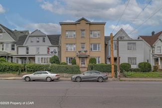 633 W Diamond Ave, Hazleton, PA 18201
