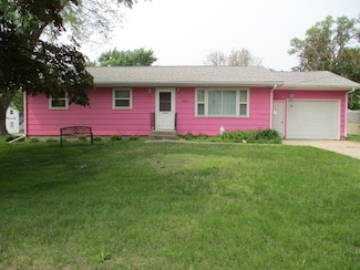 2407 19th St, Emmetsburg, IA 50536