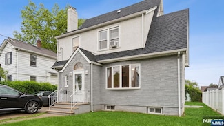 233 Lasalle Ave, Hasbrouck Heights, NJ 07604