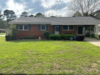 5914 Lakehurst Cir, Shreveport, LA 71108
