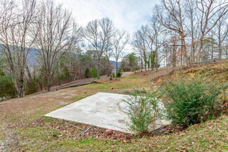 251 Carlock Cir, Chickamauga, GA 30707