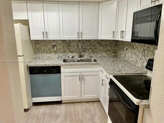 1754 NW 55th Ave Unit 102, Lauderhill, FL 33313