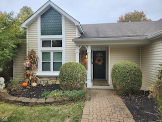 9172 Fireside Dr, Indianapolis, IN 46250