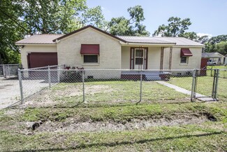 207 Debaillon St, Lafayette, LA 70501