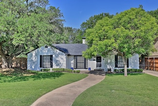101 Lindenwood Dr, Fort Worth, TX 76107