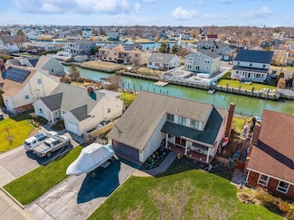 47 Braham Ave, Amityville, NY 11701