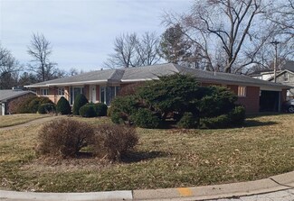737 Villa Capri Ct, Saint Louis, MO 63132