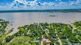 132 Marine Dr, Graford, TX 76449