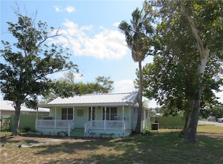 508 Broadway St, Fulton, TX 78358