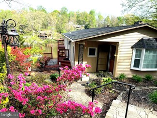 11590 Temple Loop, Manassas, VA 20112