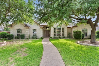 314 Canterbury Dr, Woodway, TX 76712