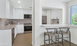 4201 E Camelback Rd Unit 70, Phoenix, AZ 85018
