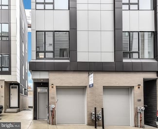 113 Olive St, Philadelphia, PA 19123