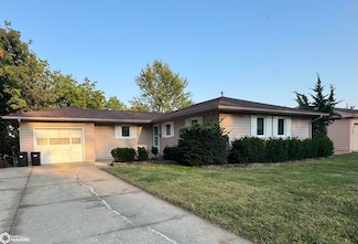 902 Plum St, Atlantic, IA 50022