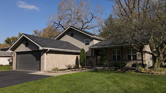 17207 S Loomis St, Calumet Park, IL 60827