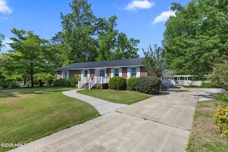 1205 Logan Ct, Jacksonville, NC 28540