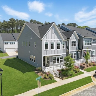 134 Berkeley Ave, Mooresville, NC 28117