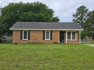 805 Club Ln, Sumter, SC 29154