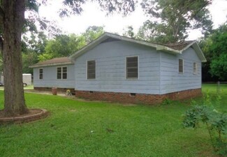 26 Fleetwood Dr, Montgomery, AL 36110
