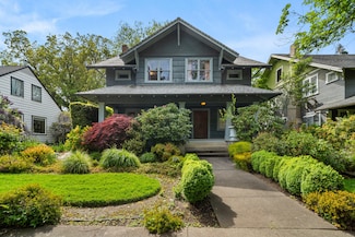 31 Geneva St, Medford, OR 97504