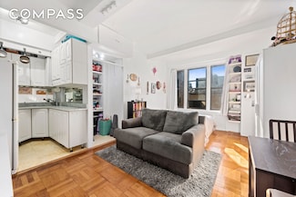 225 Central Park W Unit 619, New York, NY 10024