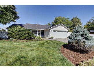 13414 NW 39th Ave, Vancouver, WA 98685