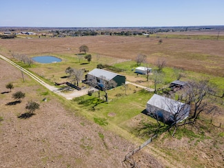 2992 S State Highway 71, El Campo, TX 77437
