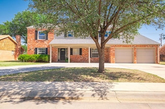 2601 W Dengar Ave, Midland, TX 79705