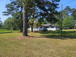 17 Green Lake Cir, Quitman, GA 31643