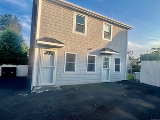 80 Josephine Evaristo Ave Unit Cottage, Greenwich, CT 06830