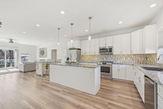 6856 Creekview Ct, Huntsville, OH 43324