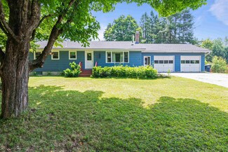 431 Bunker Hill Cir, Marshfield, VT 05658
