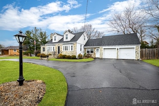 2371 Pennington Rd, Pennington, NJ 08534