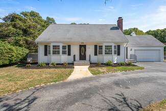 1172 Shootflying Hill Rd, Centerville, MA 02632