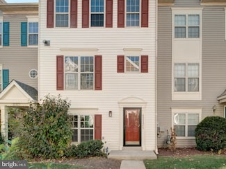 12125 Amber Ridge Cir, Germantown, MD 20876