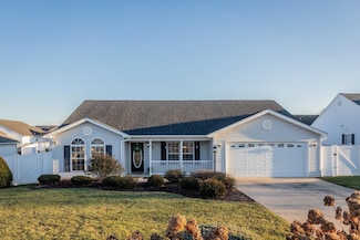 42 Clayton Ct, Weyers Cave, VA 24486