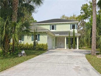 2250 SW Trapp Terrace, Port Saint Lucie, FL 34953