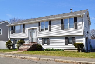 12 Marvin St, Malden, MA 02148