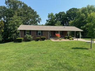 203 Canary Dr, Dickson, TN 37055