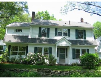 130 Maple St, Sherborn, MA 01770