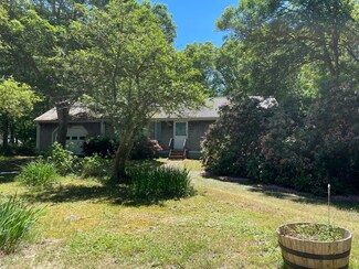 109 Prudence Ln, Cotuit, MA 02635
