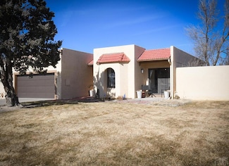 25 W Glenrose Dr, Pueblo, CO 81007