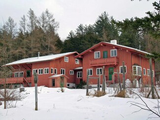 365 Palmer Hill Rd, Waitsfield, VT 05673