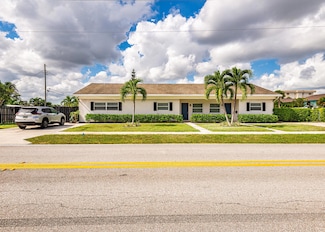 121 SW 2nd Ave, Boca Raton, FL 33432