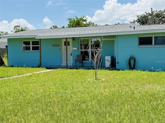 4680 Carson St NE, Saint Petersburg, FL 33703