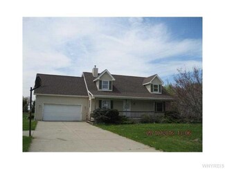 5894 Shawnee Rd, Sanborn, NY 14132