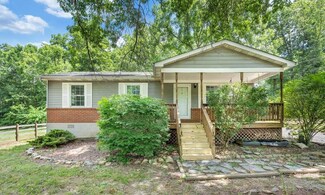 8744 Bradshaw Rd, Salem, VA 24153