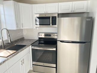 162 Camden G, West Palm Beach, FL 33417