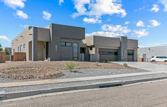 6511 Vista Del Prado, Albuquerque, NM 87120
