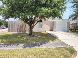 14840 Peachmeadow Ln, Channelview, TX 77530